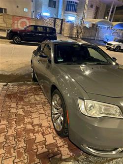 کرایسلەر 300